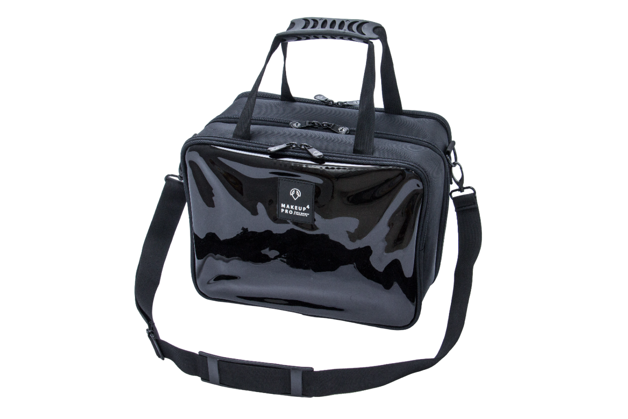 The traveller - Image 1